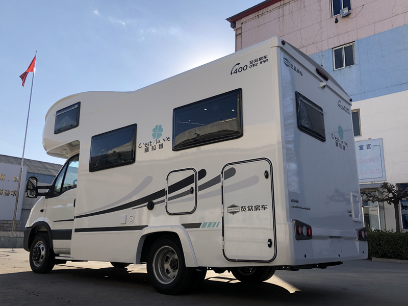 舒適、空間、安全，樣樣具備的房車