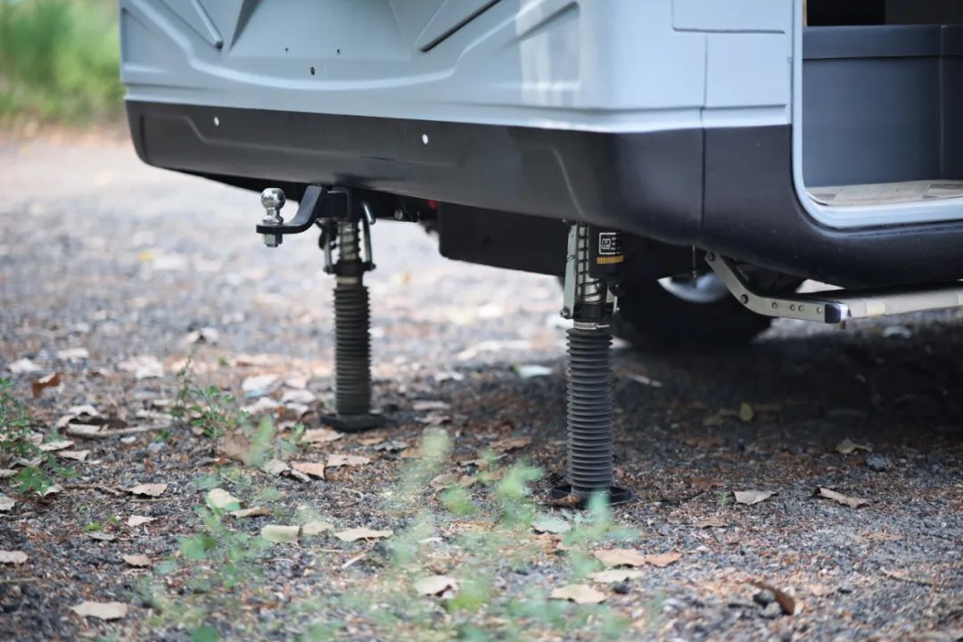 TOD智能四驅(qū) 全車越野套件，這是不是你理想的C型越野房車？